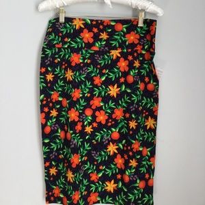 Medium pencil skirt